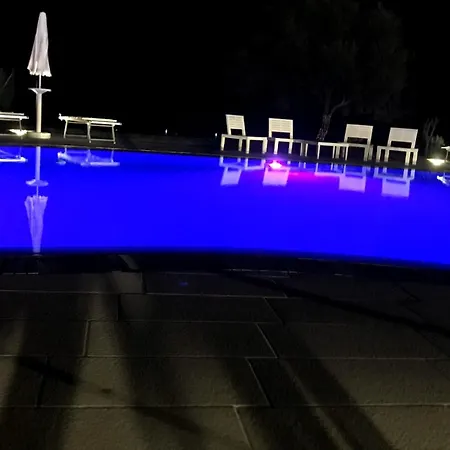 Azienda Multifunzionale S'ozastro דירה מרינלה